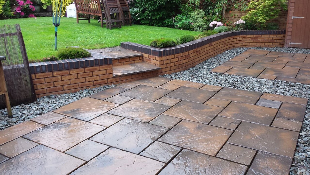 garden patio with steps
